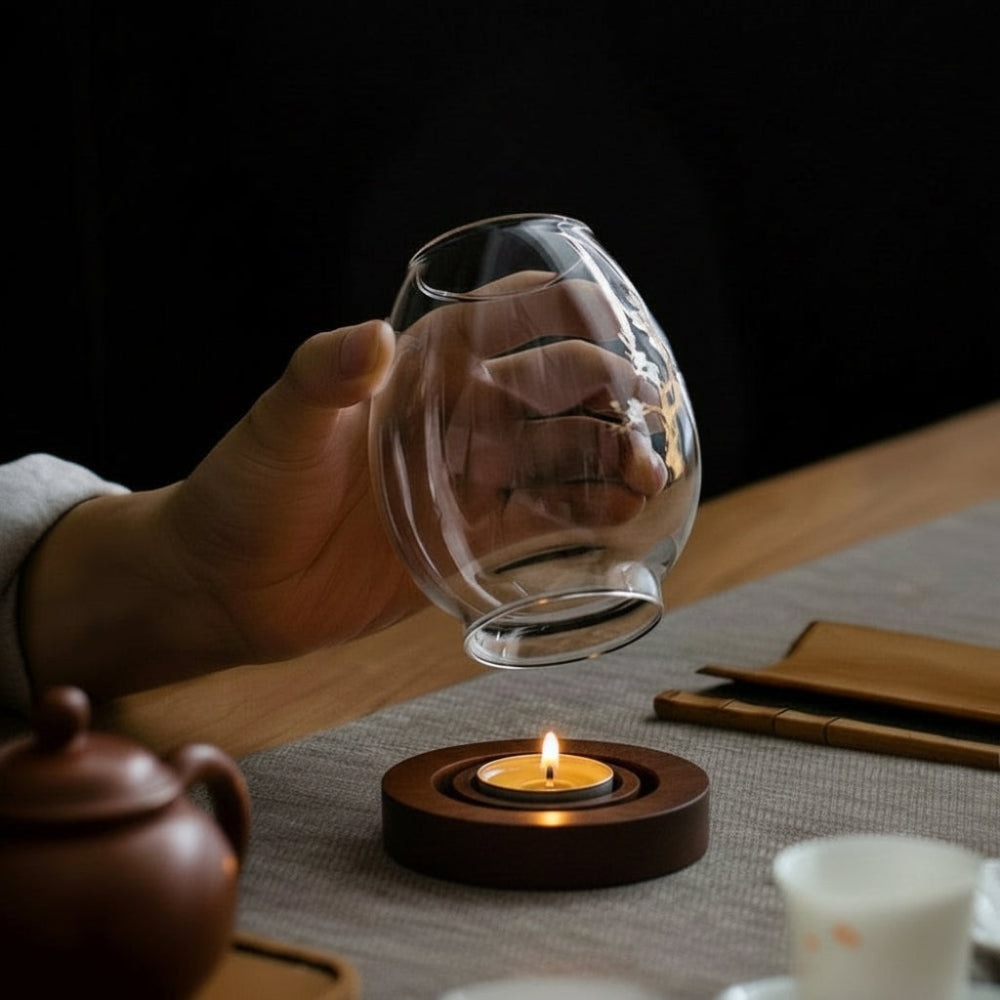 Ljuslykta med träbas - Dark wood