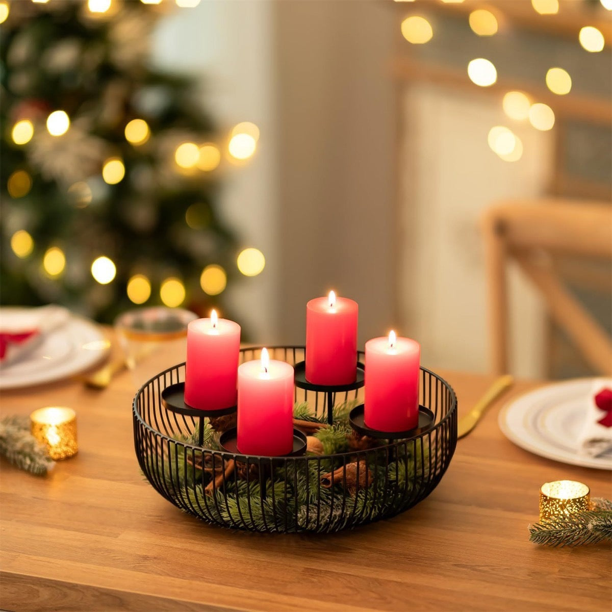 Adventsljusstake i svart metall – Crown | modern juldekoration i skandinavisk design