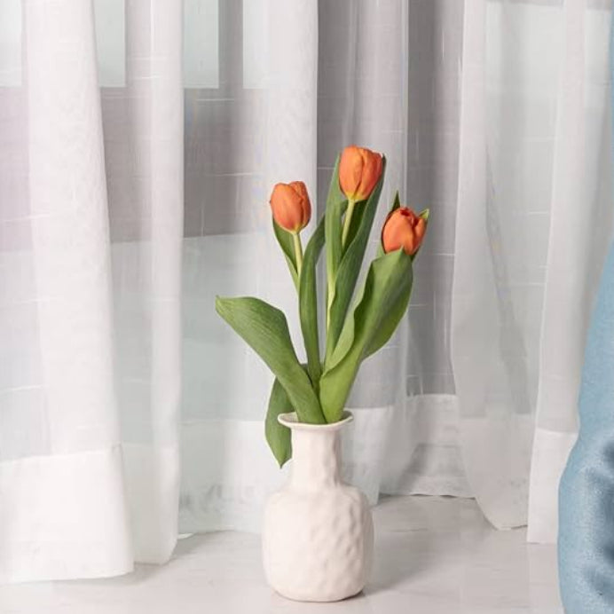 skulptural vas ivory i beige keramik produktfoto