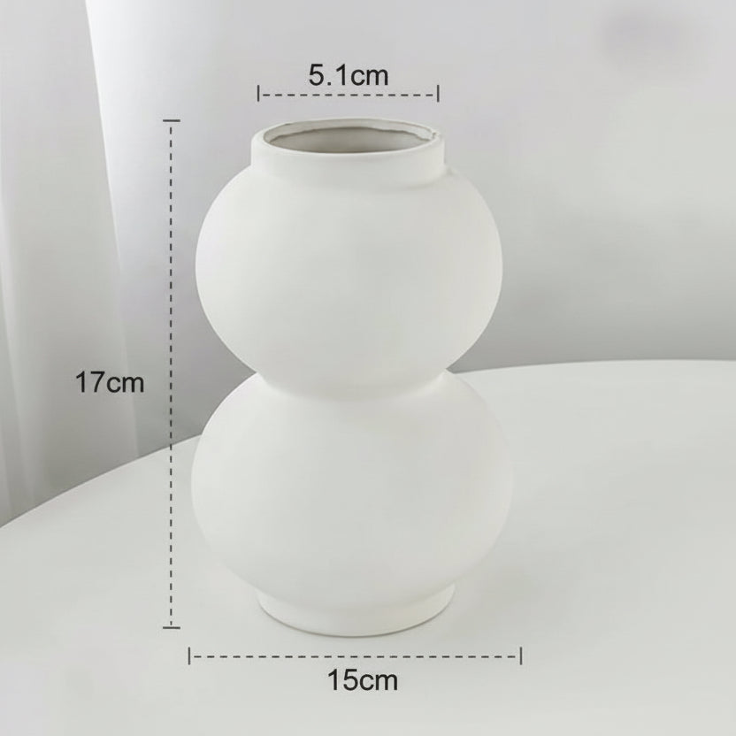 bubble vas i matt keramik med måttskiss