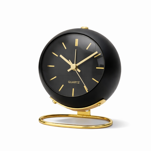 svart retro väckarklocka i minimalistisk design