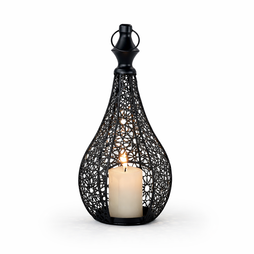 svart metalllykta med levande ljus